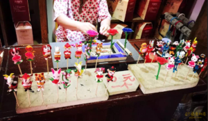 浪迹情感私教120000展示面素材-金色初恋